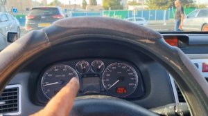 замена патрубка Peugeot 307