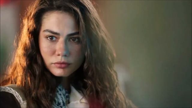 Demet Özdemir habló sobre su amor: Amo смотреть онлайн