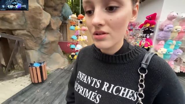 ПАРАДЕЕВИЧ И КАЯ ГУЛЯЮТ В ЗООПАРКЕ / PARADEEV1CH IRL STREAM смотреть онлайн