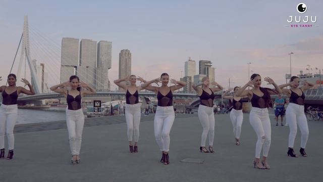 La Bachata  - Bachata Romántica @ Erasmusbrug, Rotterdam