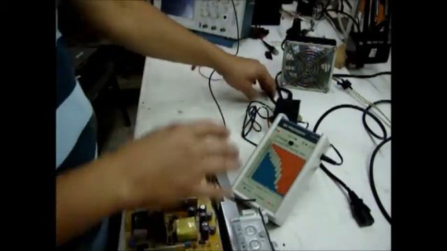 Monitor LCD no enciende смотреть онлайн