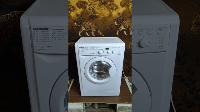 Стиральная машина Indesit EWSD 5103, цена 8000р, возможно доставка и установка по Москве и МО смотреть онлайн