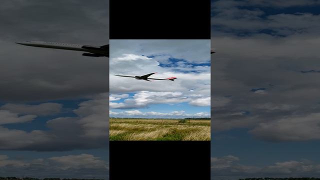 Взлёт Boeing 738 из аэропорта Барнаула UNBB