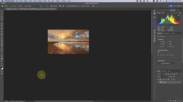 How to Crop Photos using the Photoshop Crop Tool смотреть онлайн