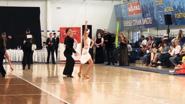 Чемпионат 2 этап Тимур Валиев - Алина Жуковская Самба Молодежь смотреть онлайн