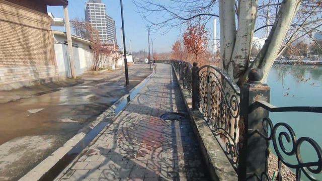 Ташкенттиң бай ауданы.Ақ мешіт.Анхор каналы.Ташкент.Узбекстан.#ташкент #алматы #нукус смотреть онлайн