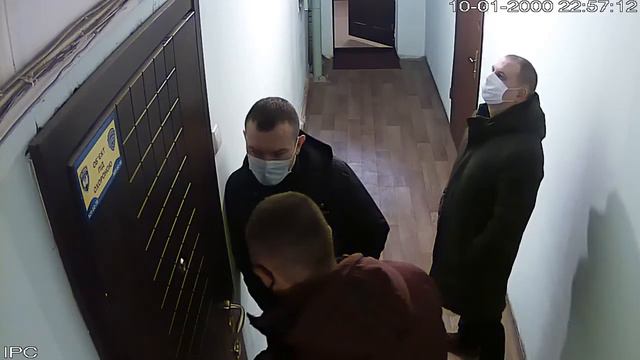 Рейдерский захват квартиры альфа банк смотреть онлайн