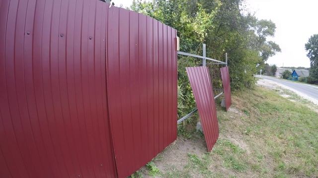 Забор из профнастила в одни руки / RedHorn смотреть онлайн