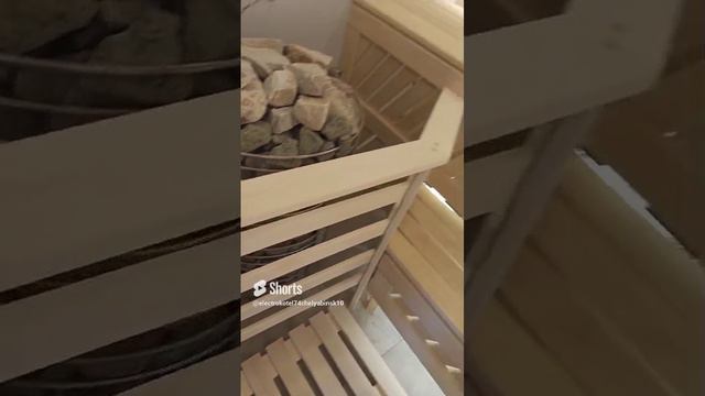 Отзыв об электрокаменке ЭКМ Зевс из очень красивой и светлой парилки (сауны) от нашего покупателя смотреть онлайн