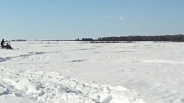 СНЕГОХОД vs СНЕГ! смотреть онлайн