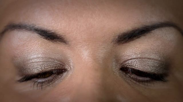 NEW Avon Mega Effects Mascara: What's your #best5seconds? смотреть онлайн