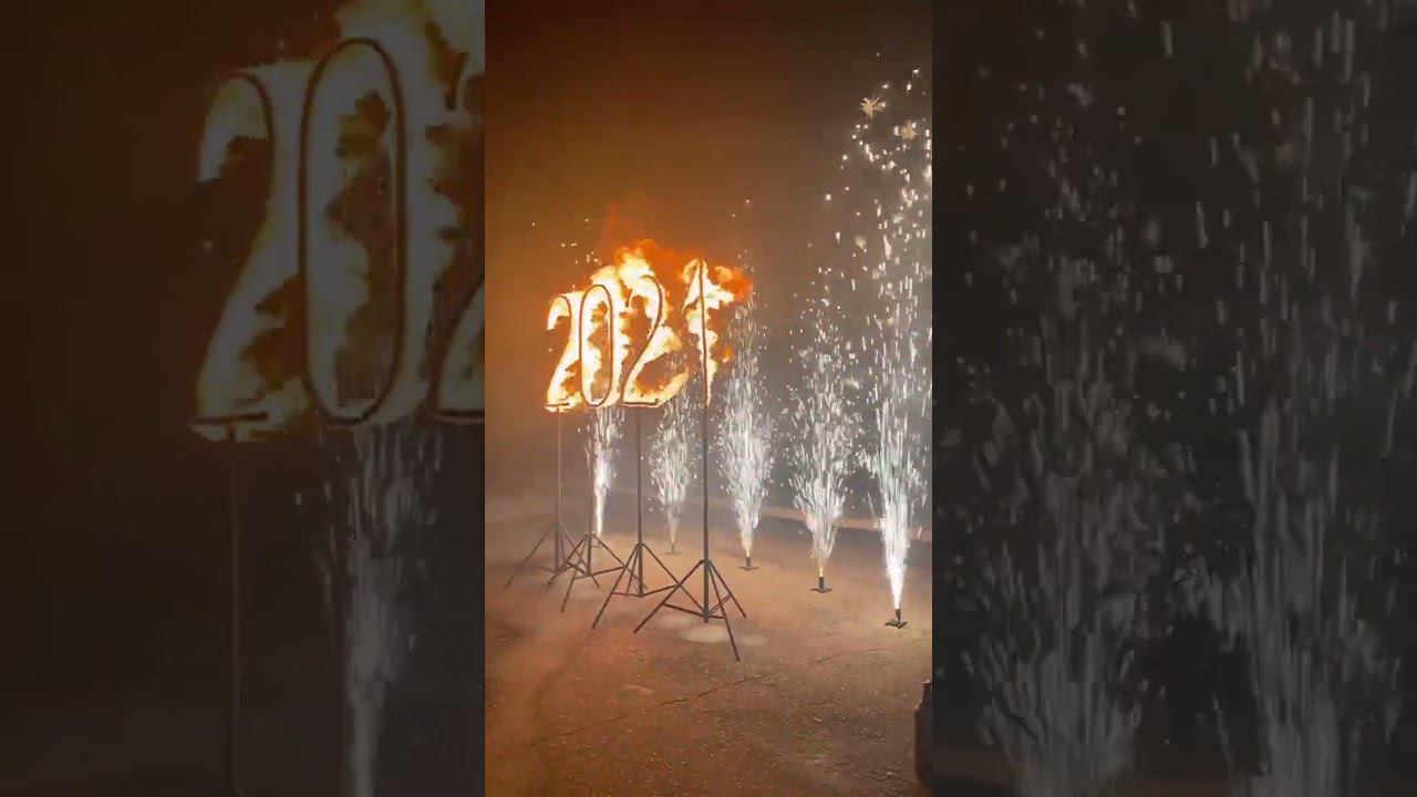 Выпускной огненные цифры с фонтанами смотреть онлайн