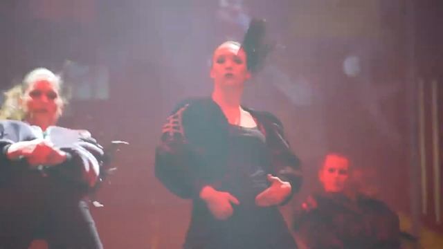 Tiger Queens - Час Пик смотреть онлайн