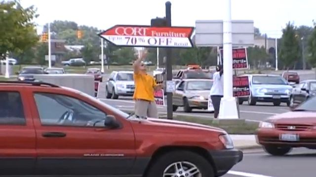 Street Hop Advertising & CORT Furniture P1 смотреть онлайн