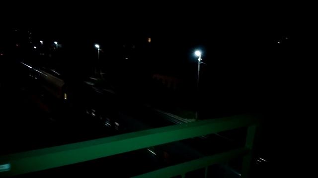 ТЭП70БС-??? с поездом Феодосия-Москва проходит вечернюю станцию Айвазовская.