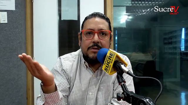 El Juego de las Noticias - Cynthia Viteri vs Pablo Arosemena. смотреть онлайн