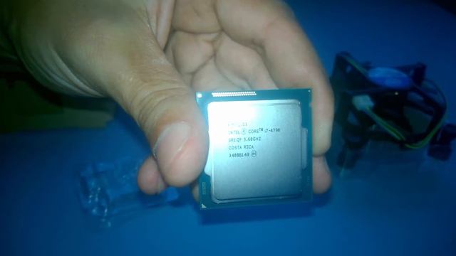 Prezentarea Intel Core i7-4790, LGA1150 Procesor Intel Core i7-4790 смотреть онлайн