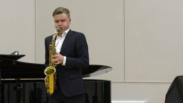 Никоноров Артём (саксофон) группа D смотреть онлайн