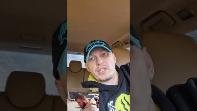 Стих: известный псевдопатриот блогер Лев Против (Лев Лазутин) бежит из России в Грузию смотреть онлайн