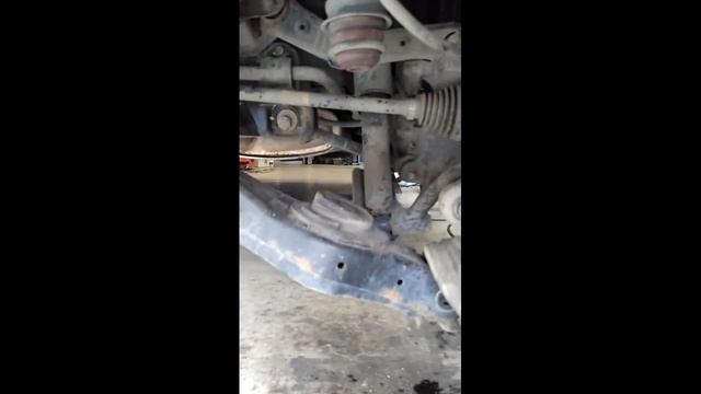 Установка проставок для увеличения клиренса Hyundai Santa Fe Premium 2016+ смотреть онлайн