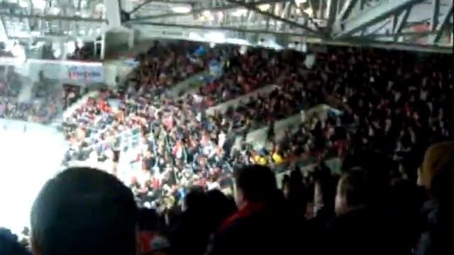 Волна на Арене Омск Авангард - Югра смотреть онлайн