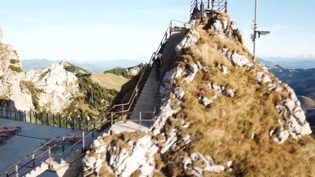 Top Of Wendelstein - Mountainbike Movie [4K] смотреть онлайн