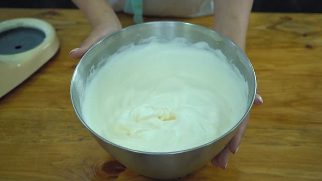 Кексовый? бисквит на СГУЩЕНКЕ? - Я - ТОРТодел! смотреть онлайн