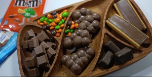 Шоколадный асмр🍫 приятные звуки хруст и скрип шоколада для вашего удовлетворения и мурашек💖