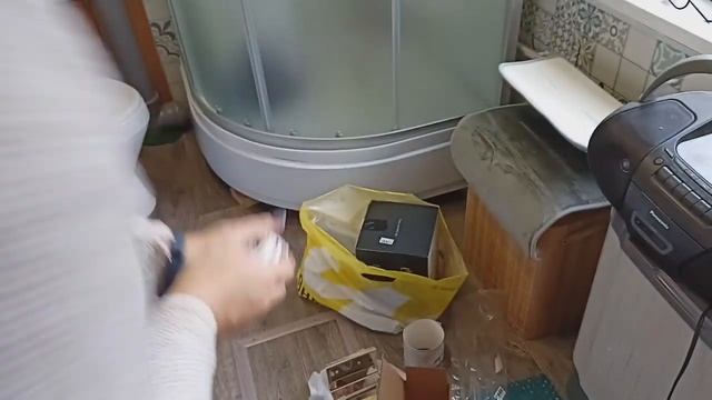 Обустраиваем ванную/Новая электрика не за горами...#купилидом #дача #vlog