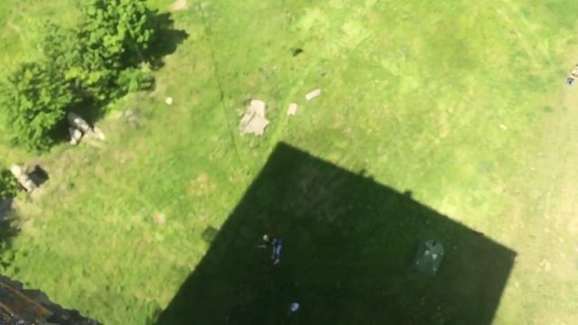 Прыгнула с крыши, как горная лань! смотреть онлайн