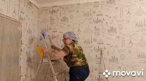 Стык обоев, двойной рез обоев над дверью