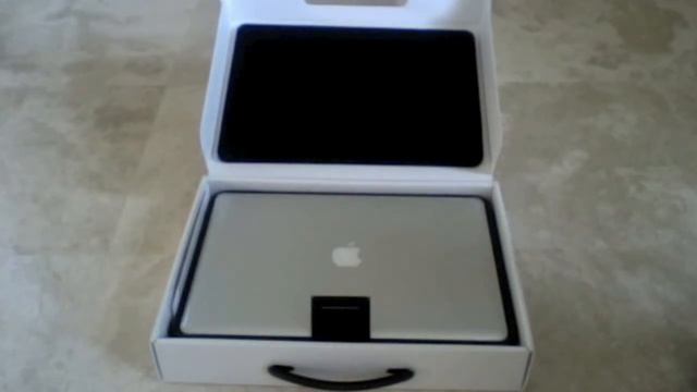 Apple MacBook Pro 15" (2011) Unboxing смотреть онлайн