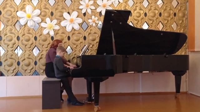 Корейша Михаил, 7 лет. ДШИN3 г Новополоцка смотреть онлайн