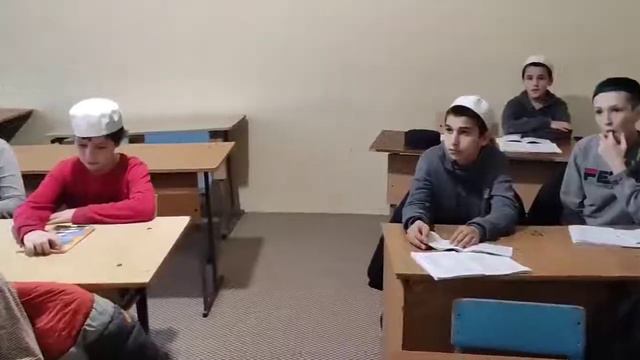 Имам с.Кокрек посетил мужское Медресе села смотреть онлайн