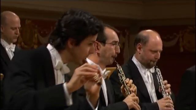 Mozart Piano Concerto No. 20 Mov.3 - Rondo. Allegro Assai смотреть онлайн