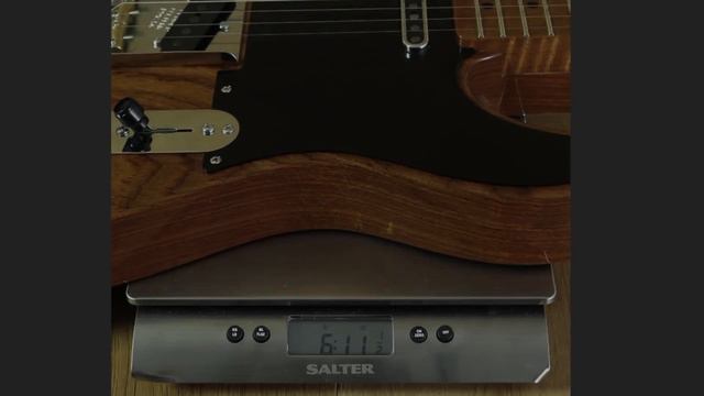 Get ROASTED! | Fender Custom Shop Roasted Telecaster Masterbuilt by Ron Thorn | WYRON смотреть онлайн