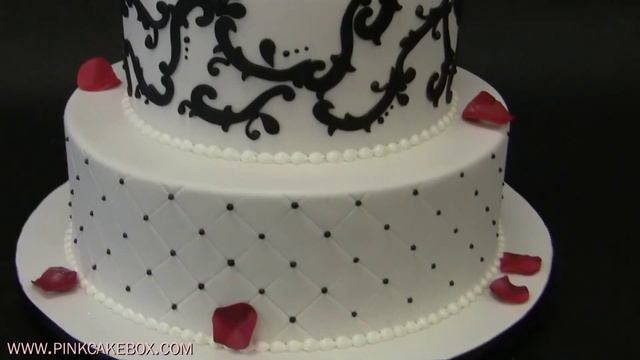 Classic Red Rose Damask Wedding Cake смотреть онлайн