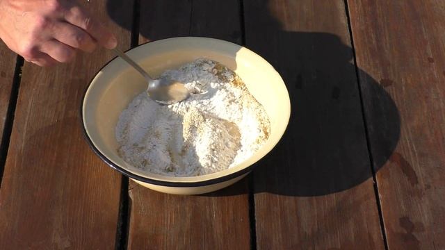 ЛЕЩ БЕЗ КОСТЕЙ, жаренный на костре. смотреть онлайн