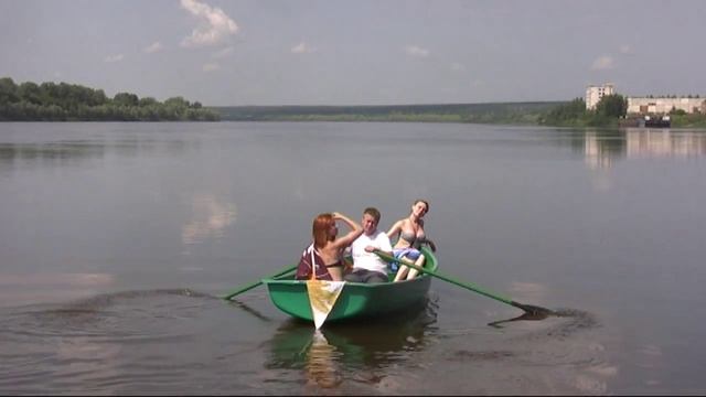 Моторная лодка Голавль смотреть онлайн