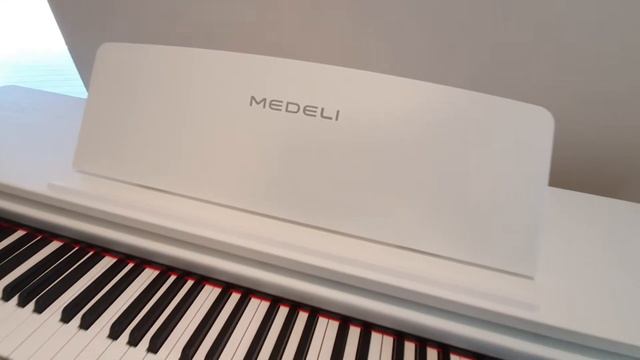 Pian digital MEDELI DP260 cu scaun pian Boston P13040 смотреть онлайн