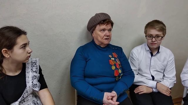Блокадный Ленинград. Встреча с Ириной Ивановной Гальянц, ребенком пережившей блокаду Ленинграда смотреть онлайн