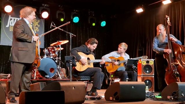 Sweet Georgia Brown - Roby Lakatos, Joscho Stephan, Dresden All Stars смотреть онлайн