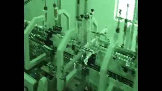 Производство коробочек под картофель фри на линии GDHH смотреть онлайн