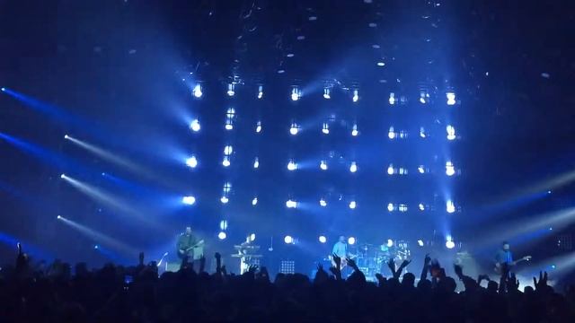 Сплин - Мороз по коже / Crocus City Hall 17.03.17 смотреть онлайн