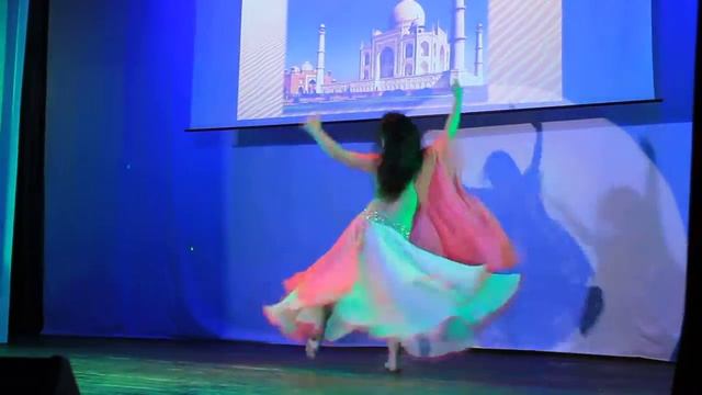 ДК "Молодежный", Мариуполь, Восточные танцы смотреть онлайн