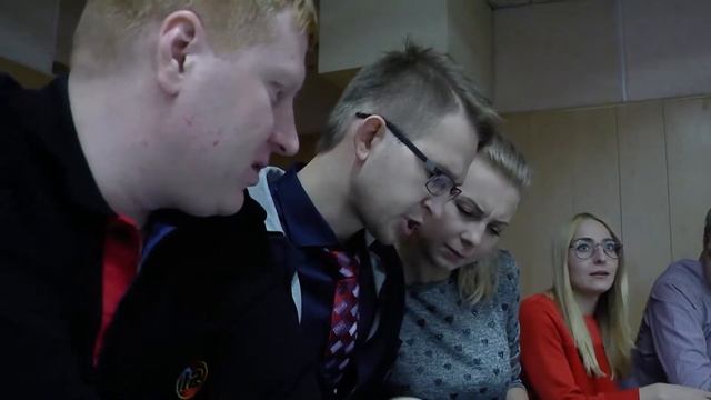 Новогодний вечер за интеллектуальными спорами смотреть онлайн
