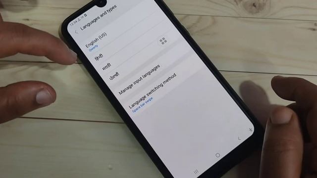 Смартфон Samsung Galaxy 5G как поменять язык клавиатуры на смартфоне Самсунг Галакси смотреть онлайн
