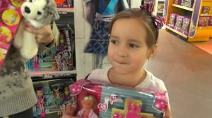 Влог Идем в магазин Игрушек  встретили подписчиков