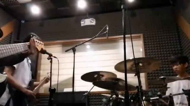 if keith moon played for mcr смотреть онлайн