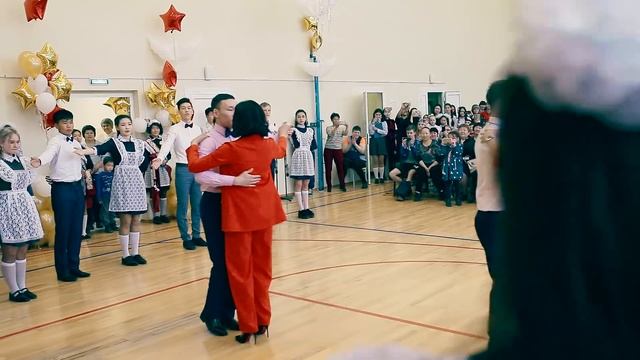 Танец выпускников [Выпуск 53] смотреть онлайн